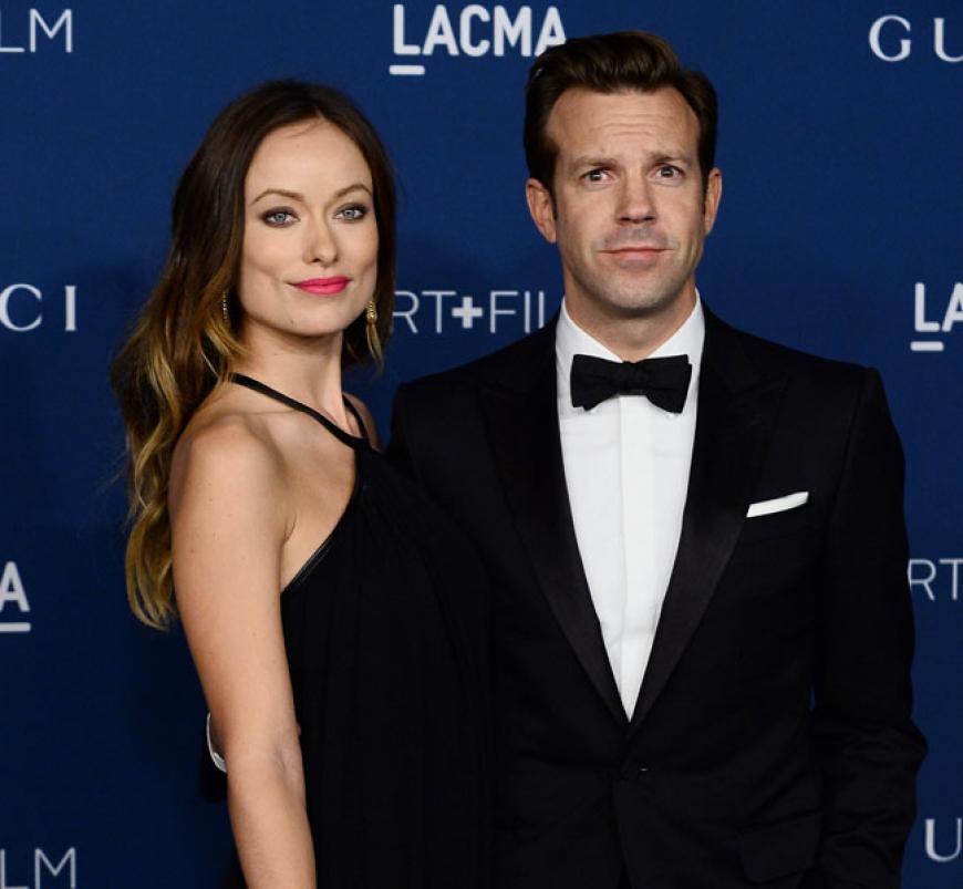 Während die einen schon stolze Eltern sind, müssen die anderen Promis sich noch etwas gedulden. Olivia Wilde und ihr Verlobter Jason Sudeikis erwarten ein Baby