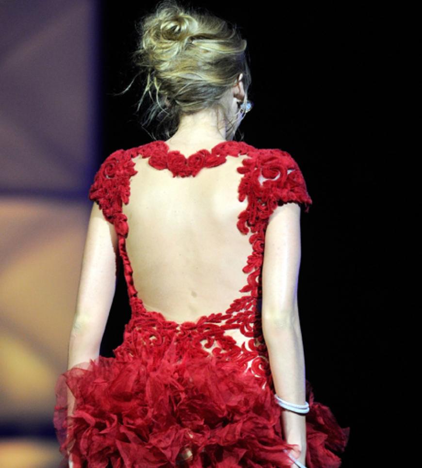 Und brachte mit dieser Rückenansicht in einem Kleid von Marchesa die Männer (fast) um den Verstand