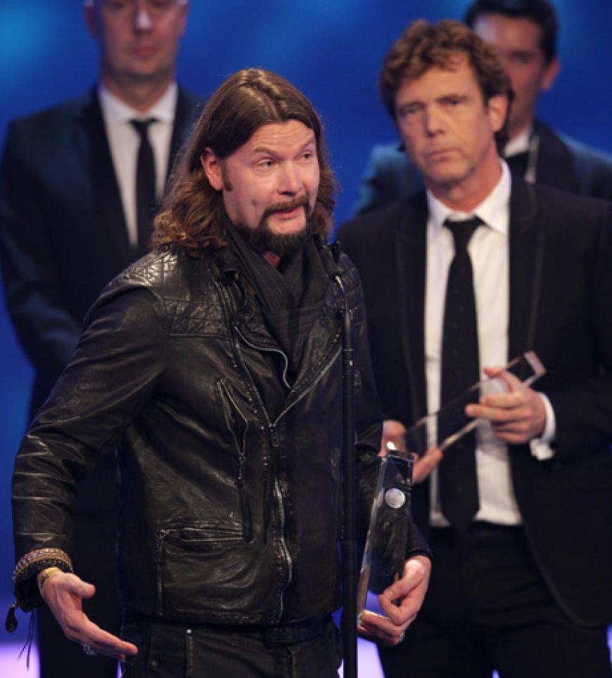 Musiker Rea Garvey freut sich über den Preis in der Kategorie
