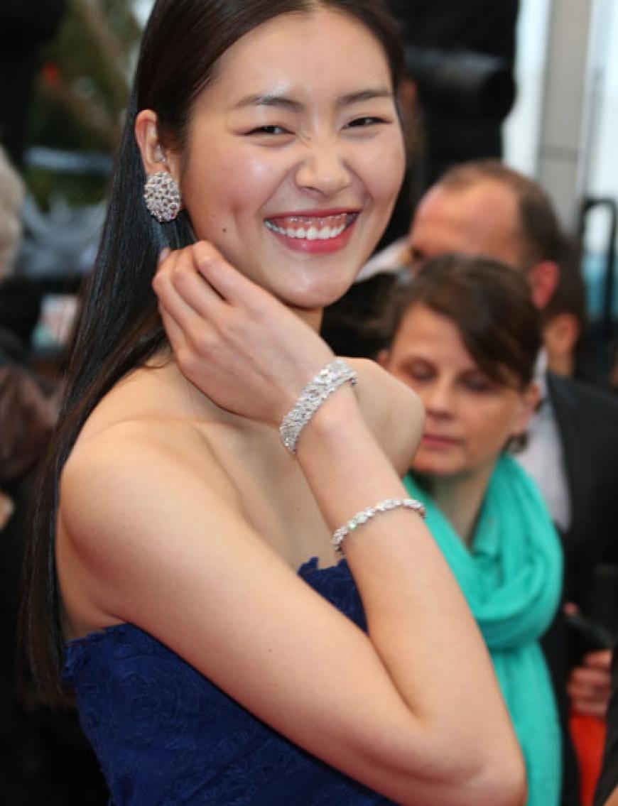 3. Das chinesische Supermodel arbeitete schon für Chanel, Givenchy oder Christian Dior. Das zahlt sich aus: Liu Wen verdiente ebenso 5,3 Millionen Euro - im letzten Jahr!