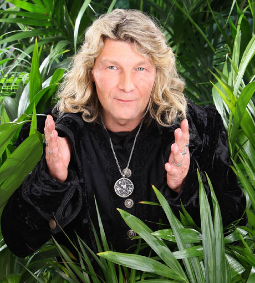 Ganz ohne Magie? Vincent Raven freut sich auf den australischen Urwald: