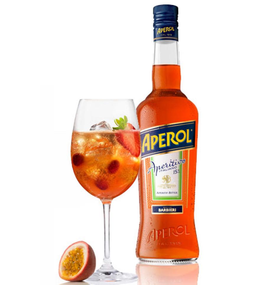 Erfrischend-lecker: der Aperol Maracuja Spritz