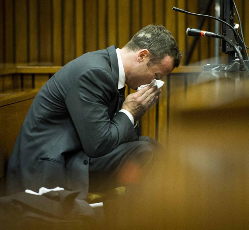 Oscar Pistorius kann die Tränen nicht verbergen