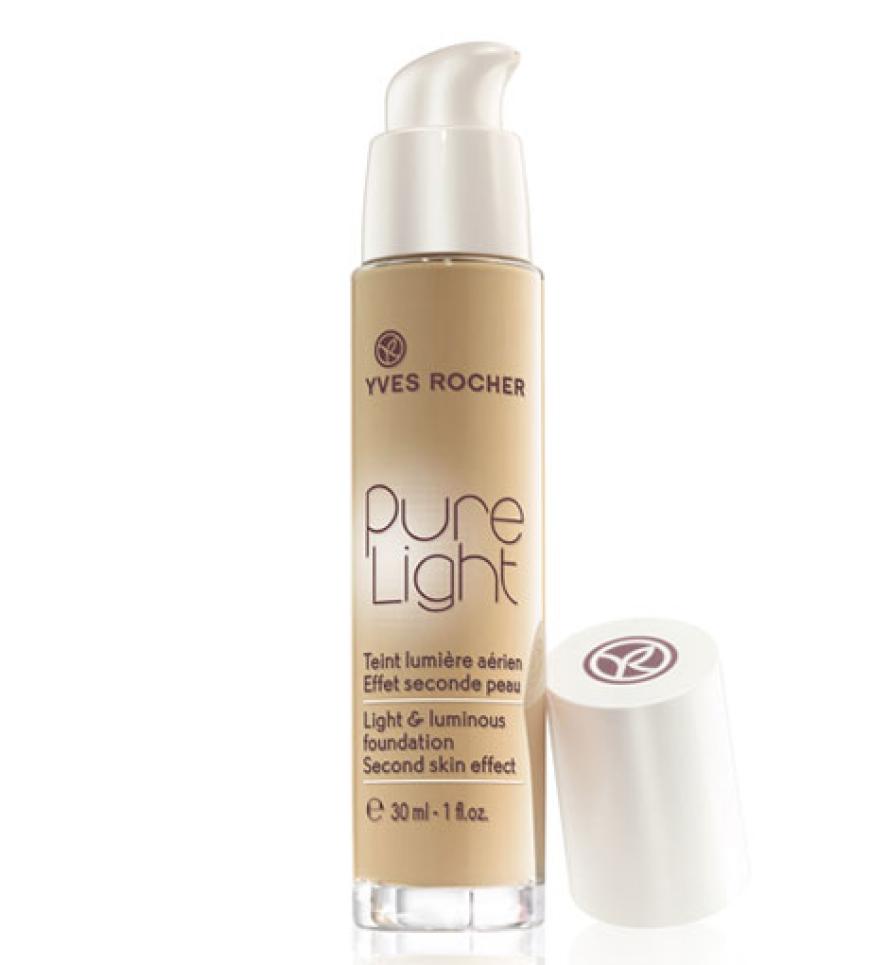 Reis-Extrakt soll in diesem neuen Make-up die Zellatmung anregen. Ein ebenmäßiges Aussehen ist so auf alle Fälle garantiert. âPure Light