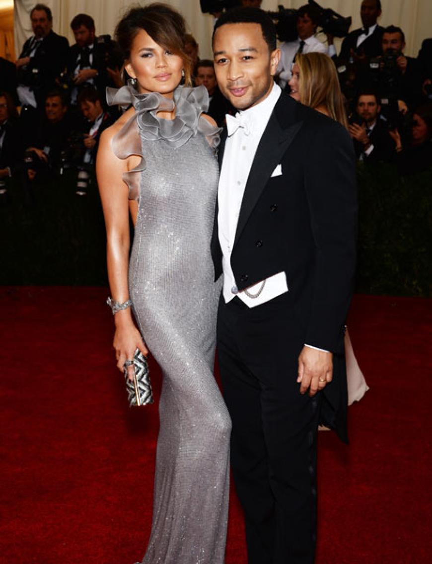 Auf Kuschelkurs: Model Chrissy Teigen und John Legend