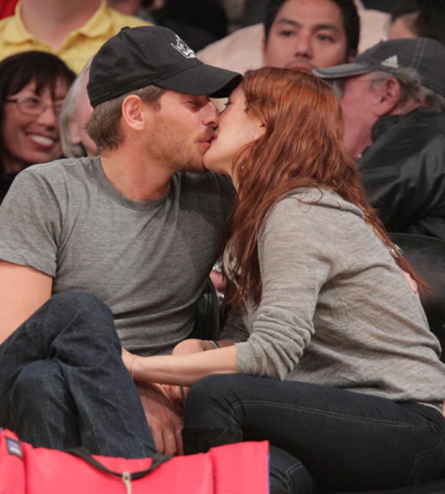 Knutschattacke beim Basketball: Drew Barrymore und ihr Will Kopelman