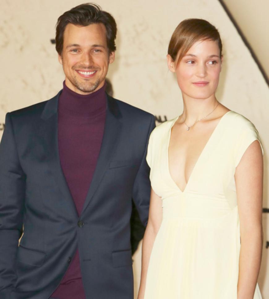 Auf dem Teppich verstehen sie sich blendend: Florian David Fitz und und Filmpartnerin Vicky Krieps
