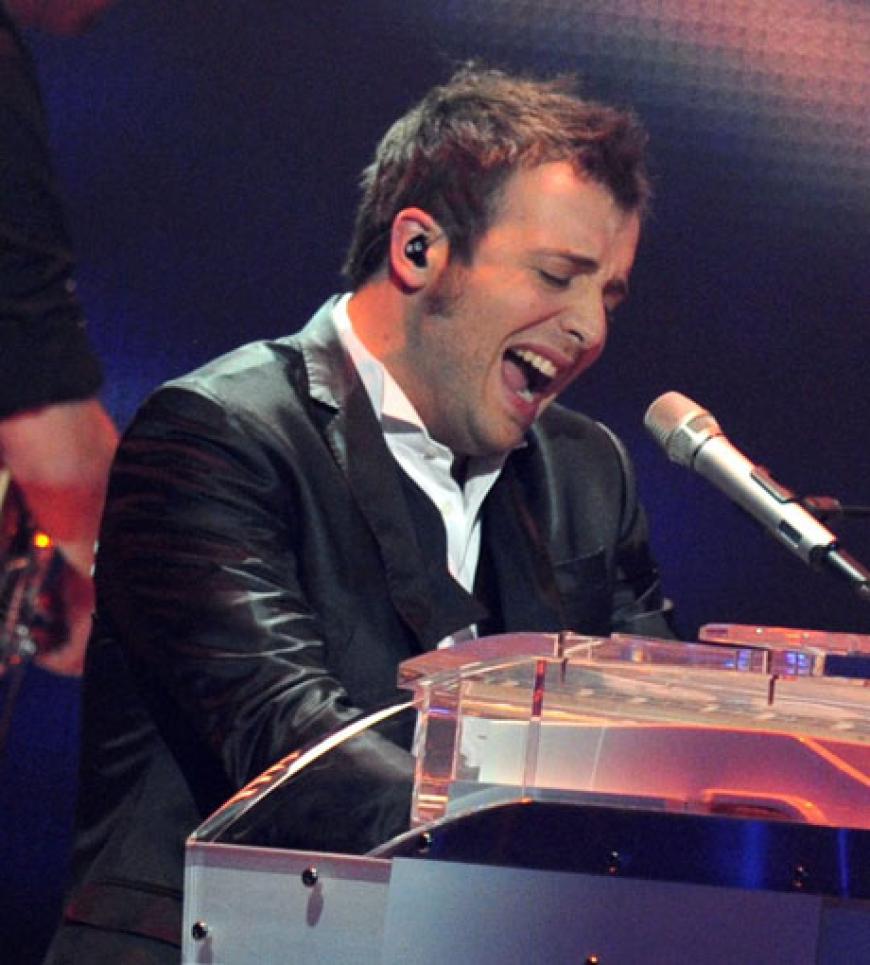 Die Teilnahme Italiens mit Raphael Gualazzi hat sich richtig gelohnt: Er schaffte es mit 189 Punkten auf Platz 2!