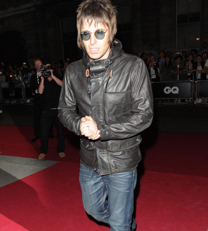 Liam Gallagher huschte ganz schnell über den Roten Teppich des Royal Opera House in London