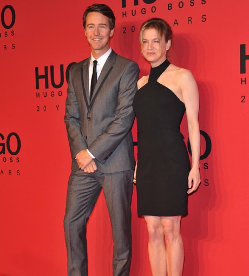 Zur Hugo Boss Show kamen nicht nur die deutschen Promis. Auch ein Hauch Hollywood hielt Einzug mit Edward Norton und Renée Zellweger