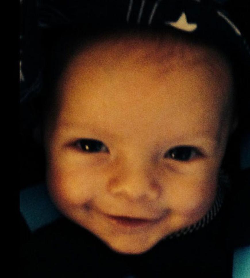 Axl Jack schickte sein schönstes Geburtstags-Lächeln an Papa