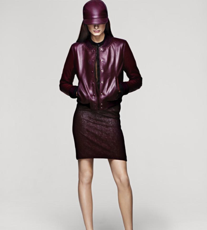 Sportswear deluxe: Das H&M Design-Team ließ sich von sportlichen Looks inspirieren und zauberte daraus diesen coolen Lederblouson