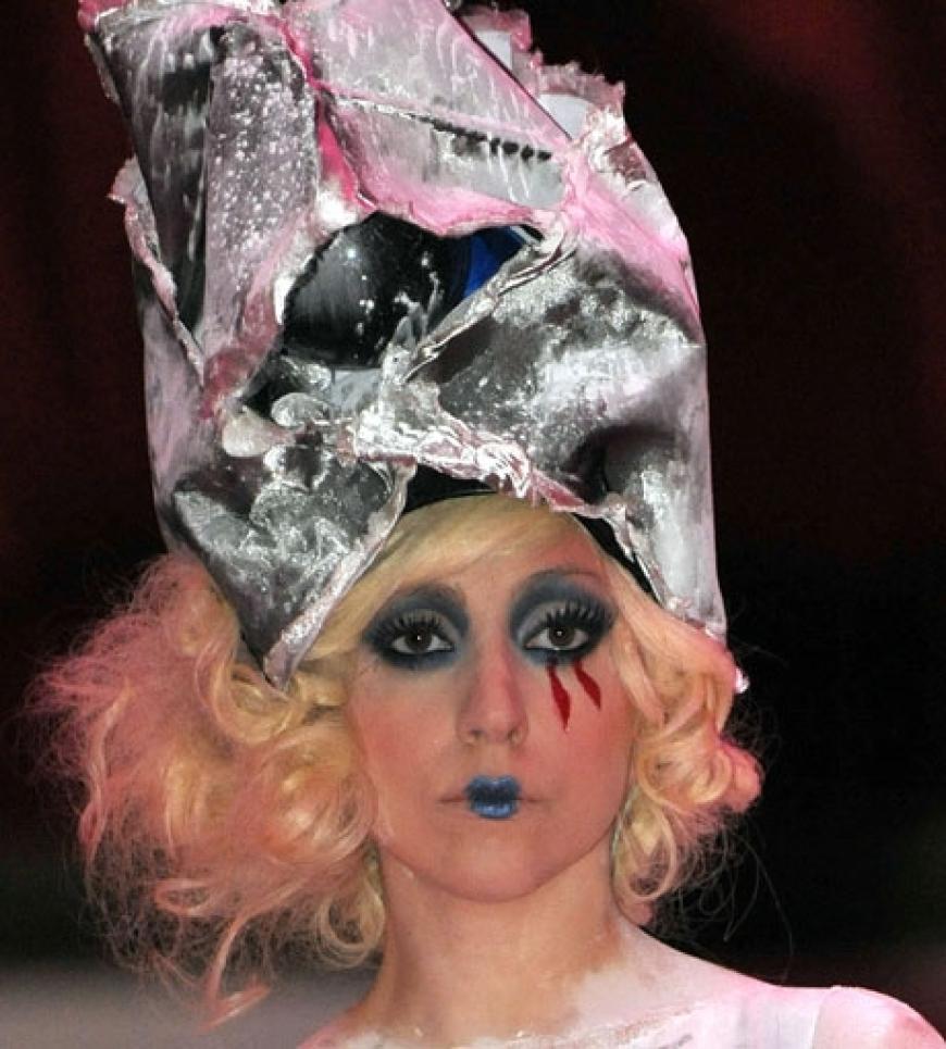 Lady GaGa sorgte mal wieder mit ihrem schrillen Look für Aufsehen