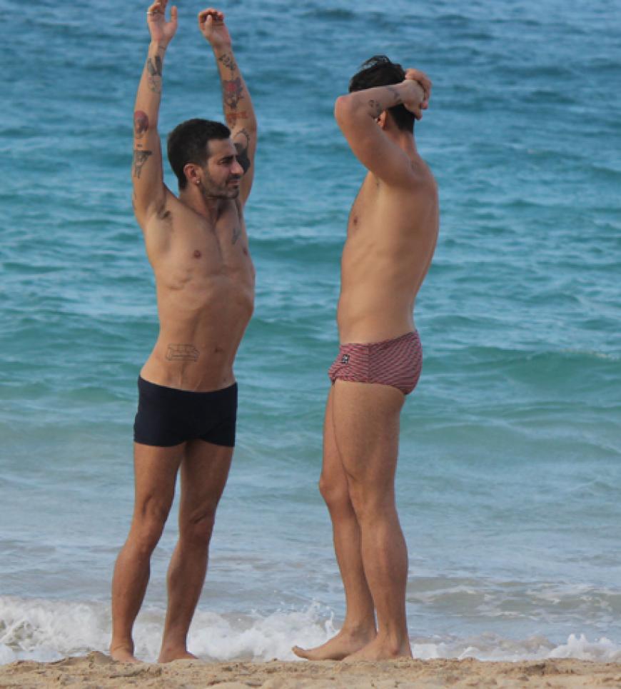 Und auch Marc Jacobs und sein Ex-Freund Lorenzo Matone lassen es sich auf der Karikbik-Insel gut gehen