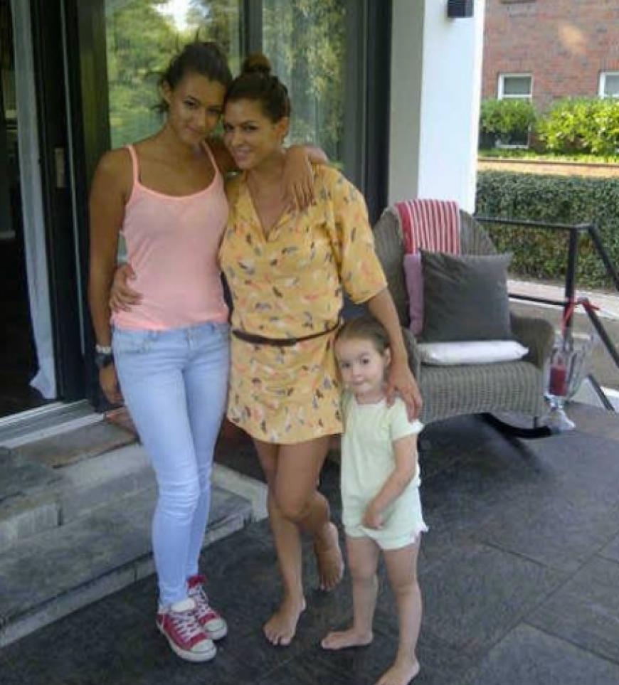 Sabia und Rafael haben eine gemeinsame Villa in Hamburg-Alsterdorf bezogen. Hier besucht sie ihre älteste Tochter (l.), rechts die dreijährige Amaya