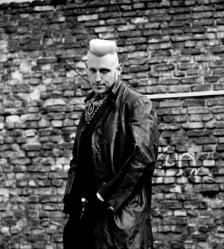 Matt bei Mad Sin