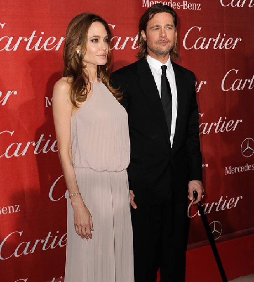Star-Auflauf in Los Angeles: Zum Auftakt des 23. Palm Springs Film Festival gaben sich Promis wie Angelina Jolie, Brad Pitt oder Tom Hanks die Klinke in die Hand. Einer sorgte für viel Aufsehen: Wieso kam Brad Pitt an Krücken?