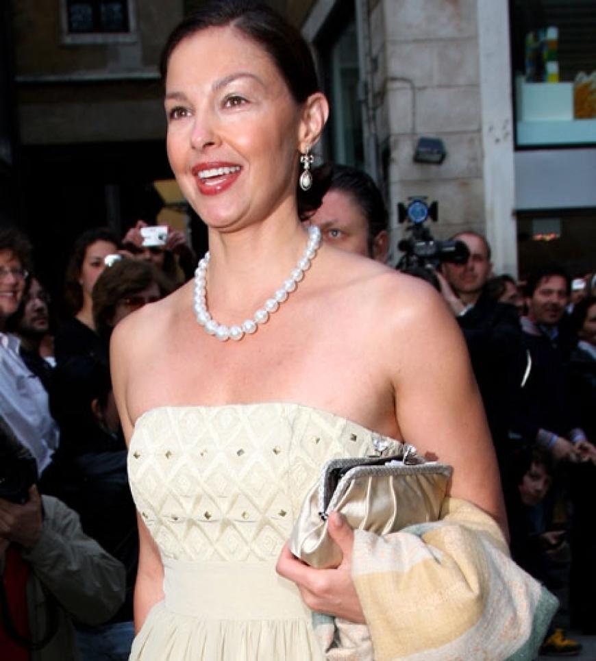 Schauspielerin Ashley Judd freut sich auf die Märchenhochzeit