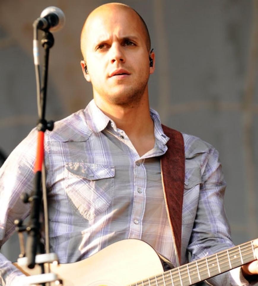 Der belgische Sänger Milow unterstützte James Morrison als