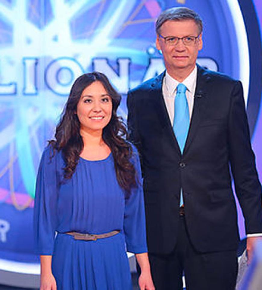 Na, hilft da jemand bei hübschen Kandidatinnen etwas nach? Günther Jauch mit Sara-Sumie