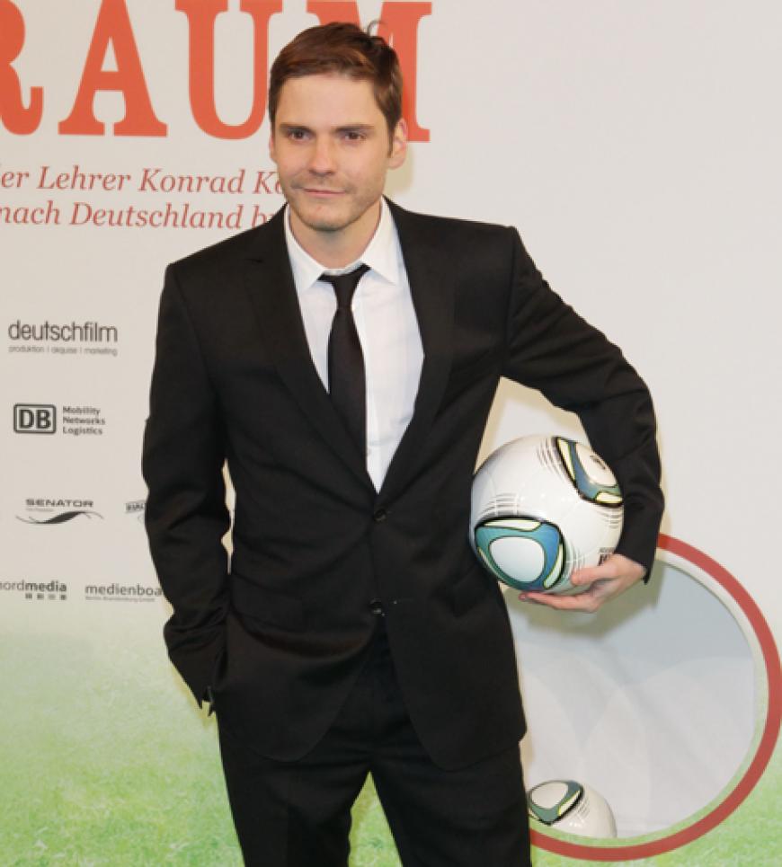 Der 32-jährige Daniel Brühl bei der Weltpremiere zu seinem neuen Film