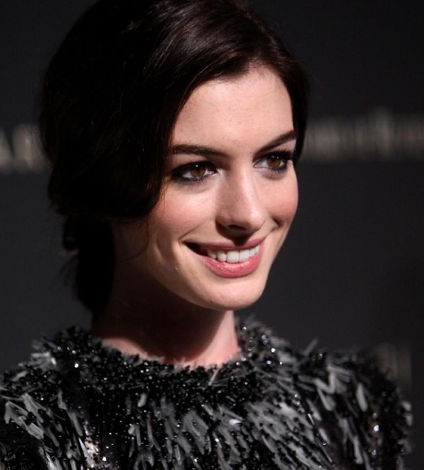 Anne Hathaway