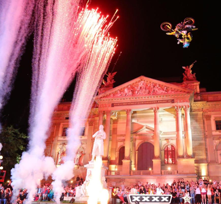 ...für eine spektakuläre Outdoor-Performance mit Motorcross-Rädern