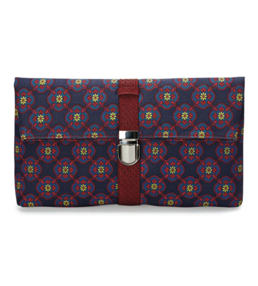 Handliche Clutch von Next, ca. 25 Euro