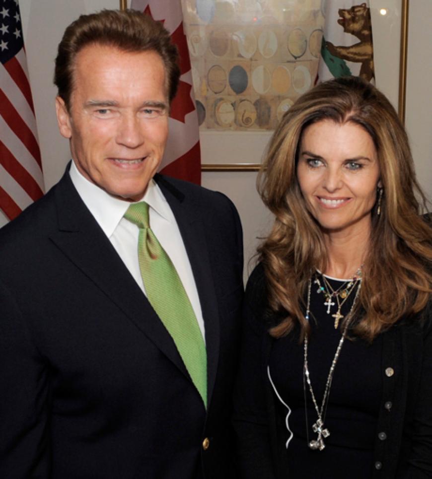Maria Shriver reichte im Juni die Scheidung von Arnold Schwarzenegger ein, nachdem bekannt wurde, dass dieser bei einem Seitensprung mit der Haushälterin einen Sohn gezeugt hat