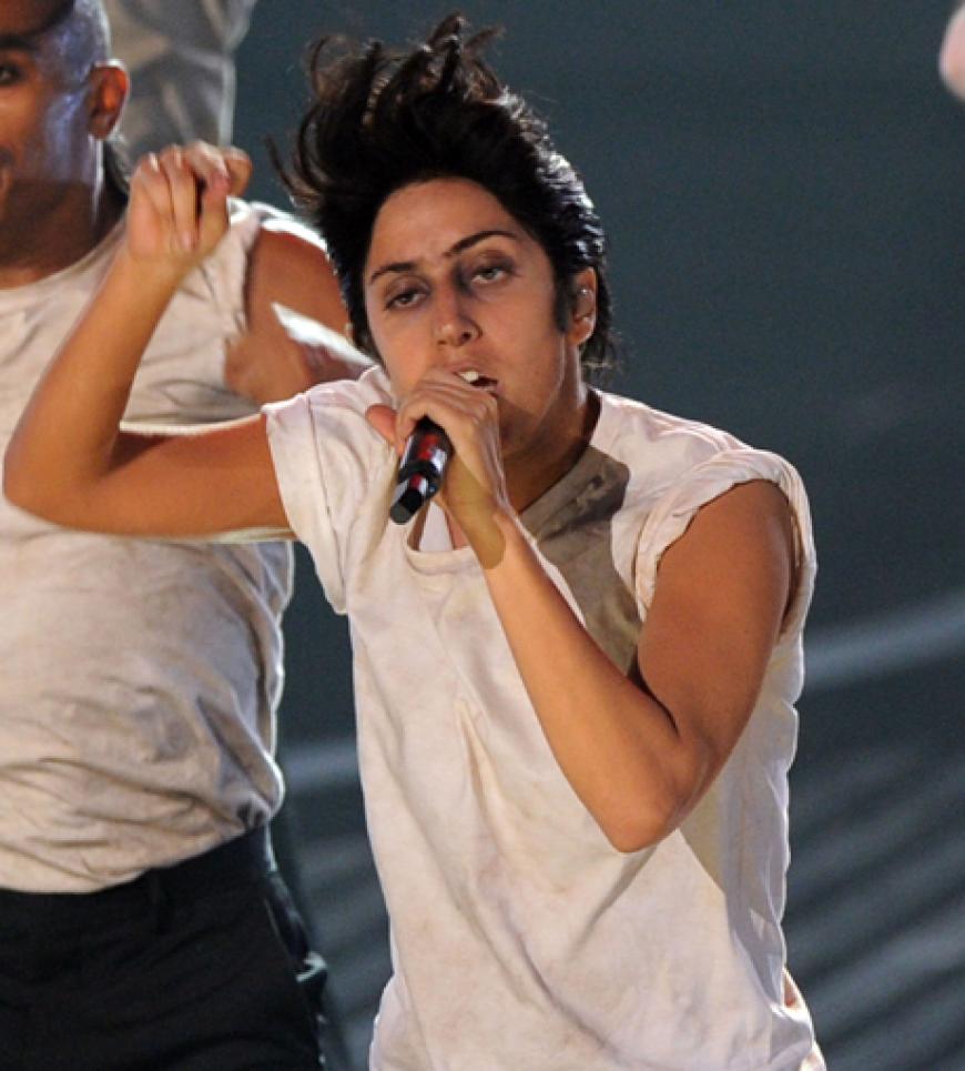Kaum zu glauben, dass hinter dem Make-up Lady Gaga steckt