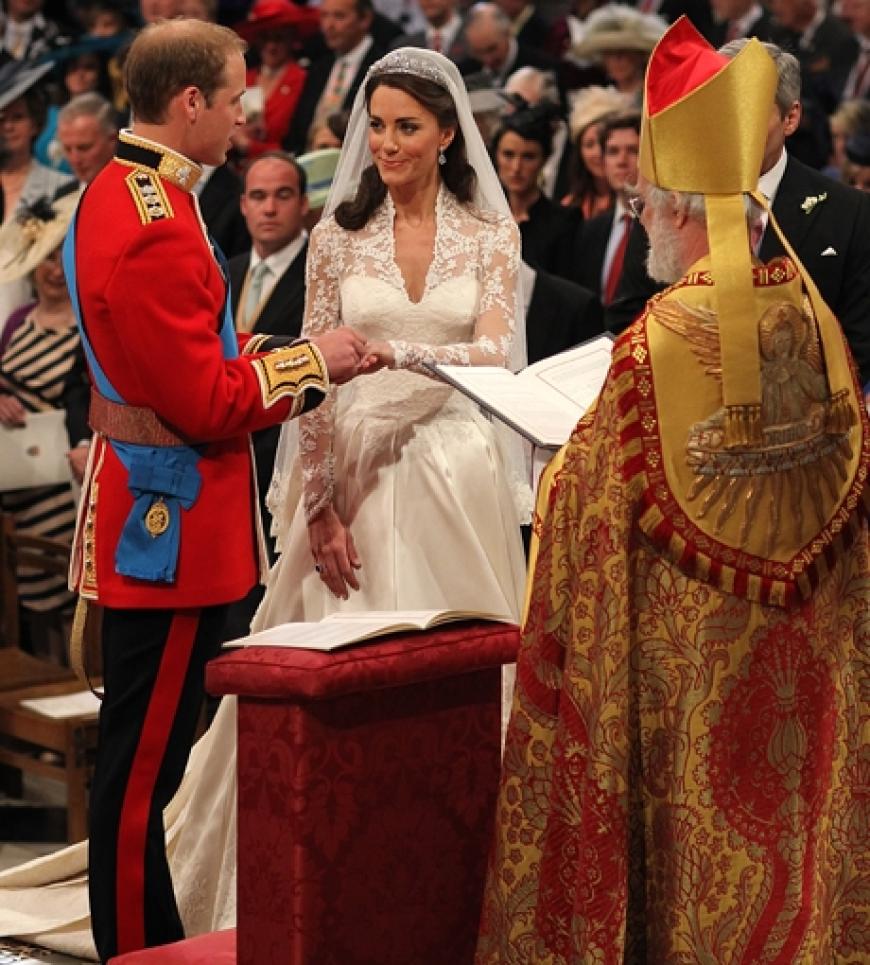 Am 29. April 2011 wird Catherine Middleton in der Westminster Abbey endlich zu Catherine Dutchess of Cambridge. Eine wahre Märchenhochzeit
