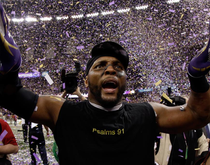 Es war sein letztes Spiel - und was für eins: Baltimore Ravens-Superstar Ray Lewis beendet seine Karriere