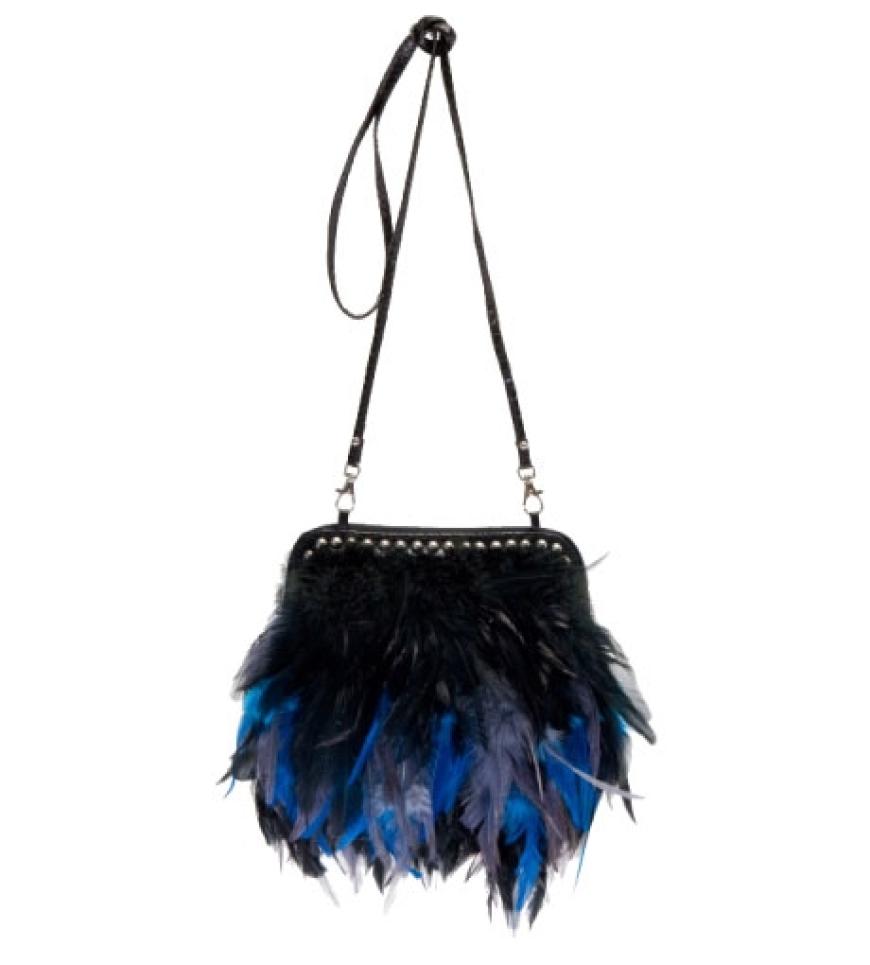 Die neue Mode ist da! Der OK!-Shopping-Guide verrät, welche Key Pieces Sie unbedingt im Schrank haben sollten.
Extravagant: Abendtasche mit Federn von Angel Jackson, ca. 250 Euro