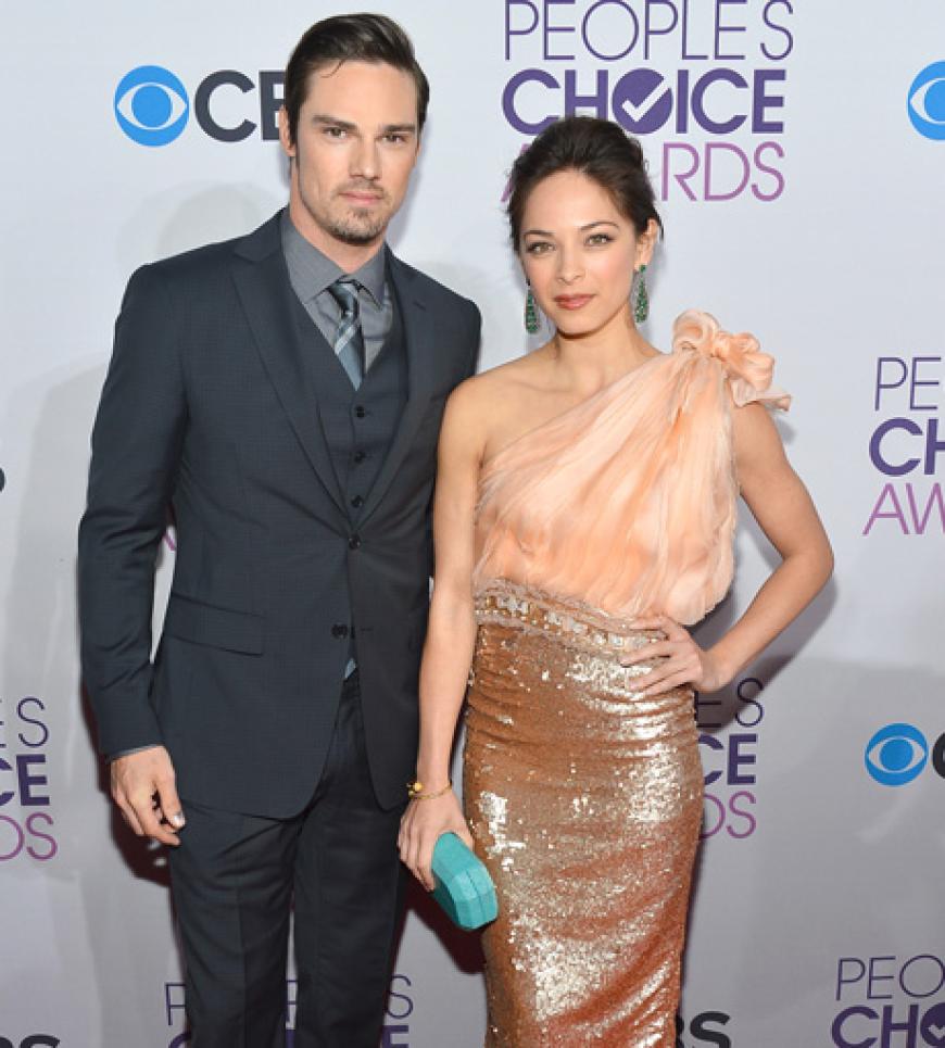 Jay Ryan posuerte mit Schauspielerin Kristin Kreuk