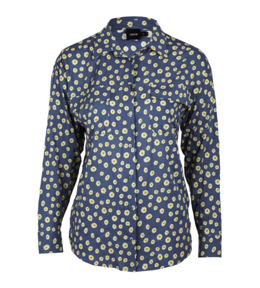 Die hängt bei Eva Mendes im Kleiderschrank: geblümte Bluse über asos.de, ca. 30 Euro