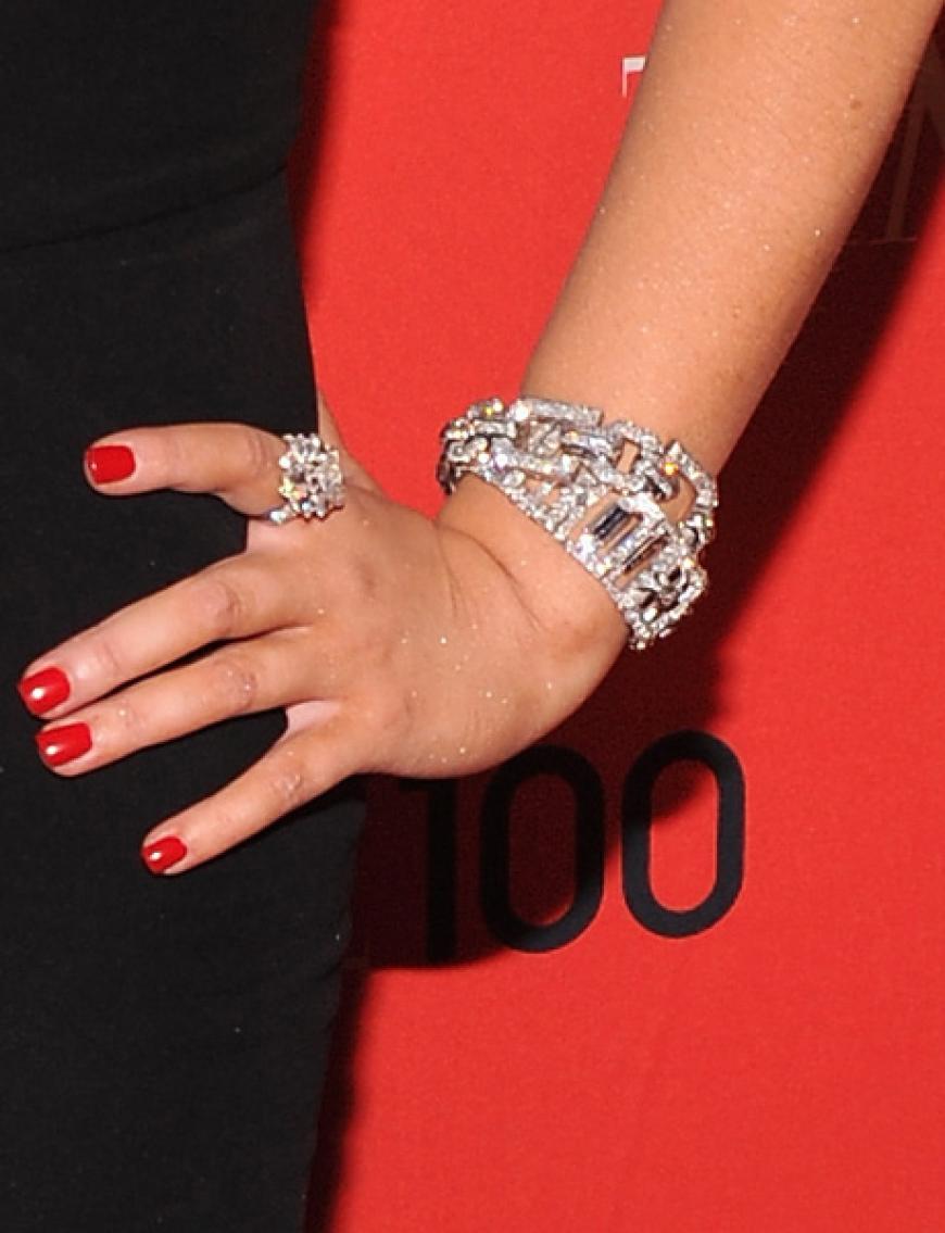 Viel Bling Bling: Christina Aguilera setzte bei ihrem Gala-Outfit auf opulenten Diamantenschmuck