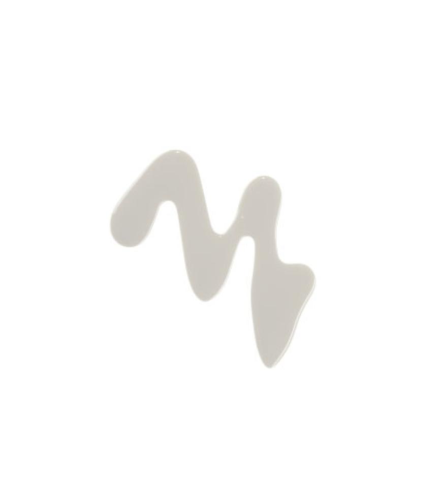 Welcher Nagellack trifft bei Ihrer Hochzeit den richtigen Ton? Luxus: Transparentes Steingrau.