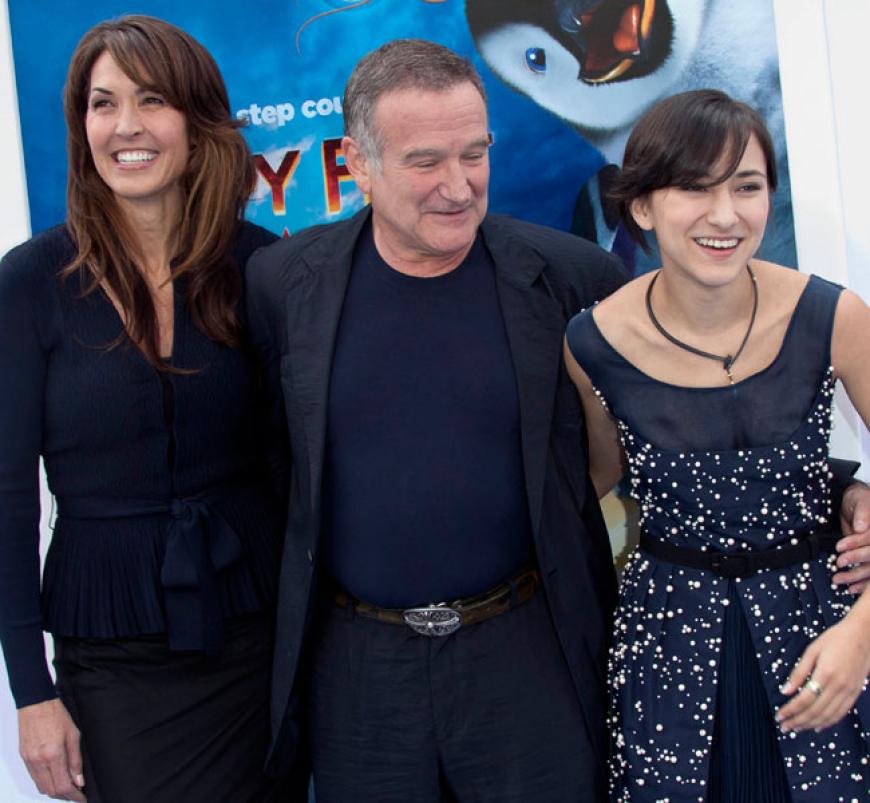November 2011: Williams mit Tochter Zelda (r.) und seiner dritten Ehefrau Susan Schneider (l.) bei der Premiere von