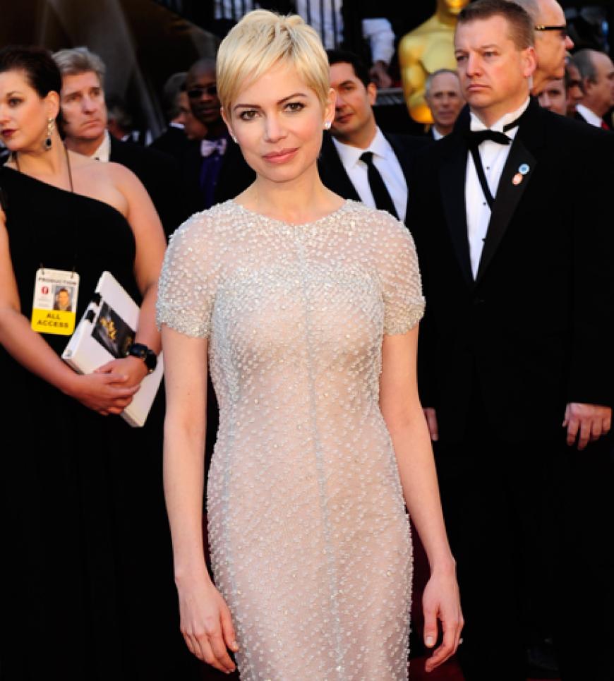 DAS Thema bei den Oscars: Welcher Star trägt was? Michelle Williams entschied sich für eine schlichte Chanel-Robe