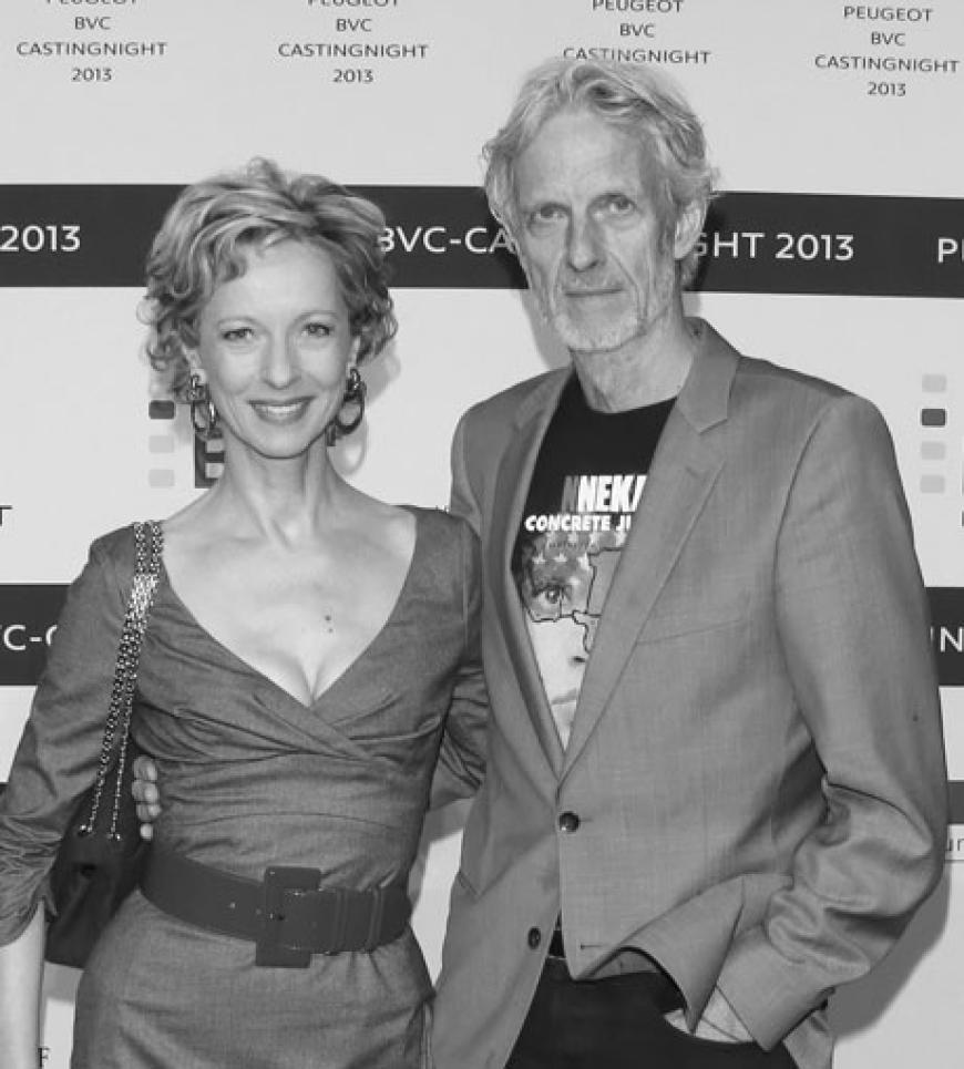 Mareike Carrière und ihr älterer Bruder Mathieu auf dem roten Teppich im Jahr 2013 Mareike Carrière und ihr älterer Bruder Mathieu auf dem roten Teppich im Jahr 2013