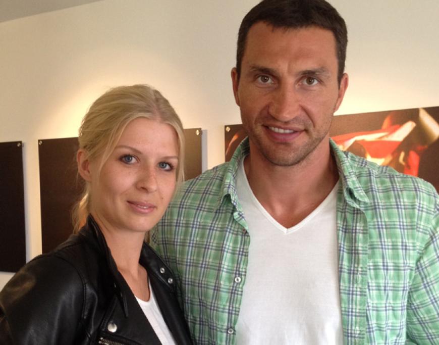 OK!-Redakteurin Meike mit Boxer Wladimir Klitschko ...