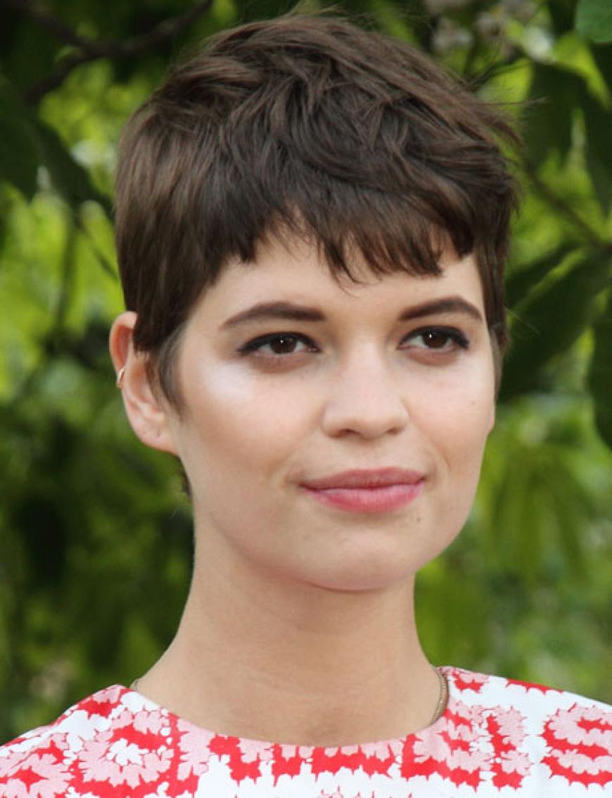 Der freche Kurzhaarschnitt steht Pixie Geldorf richtig gut