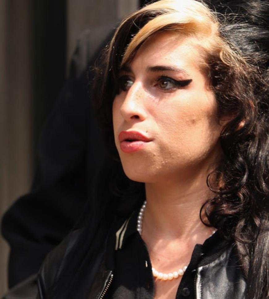 Amy Winehouse stand in London mal wieder vor Gericht. Am vergangenen Donnerstag und Freitag musste die Sängerin vor einem Richter aussagen...