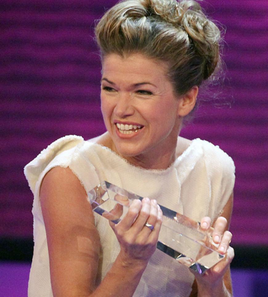 Große Freude: Anke Engelke bekommt einen Preis für ihre Serie