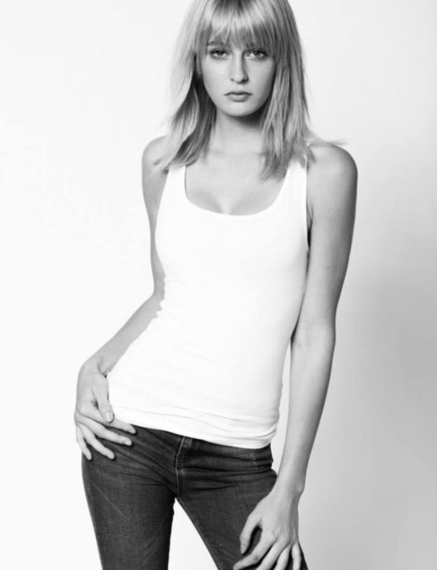 Simona
