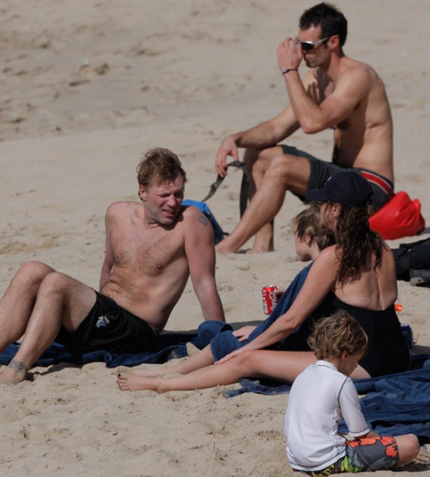 Nach Weihnachten flieht Jon Bovi in die Sonne von St. Barth - eine gute Idee, wie auch viele andere Stars finden
