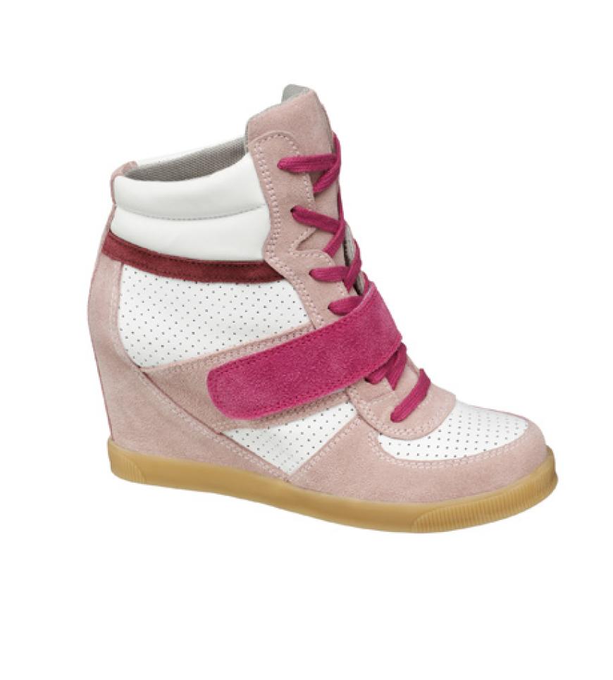 In Rosé-Tönen von Deichmann, ca. 40 Euro
