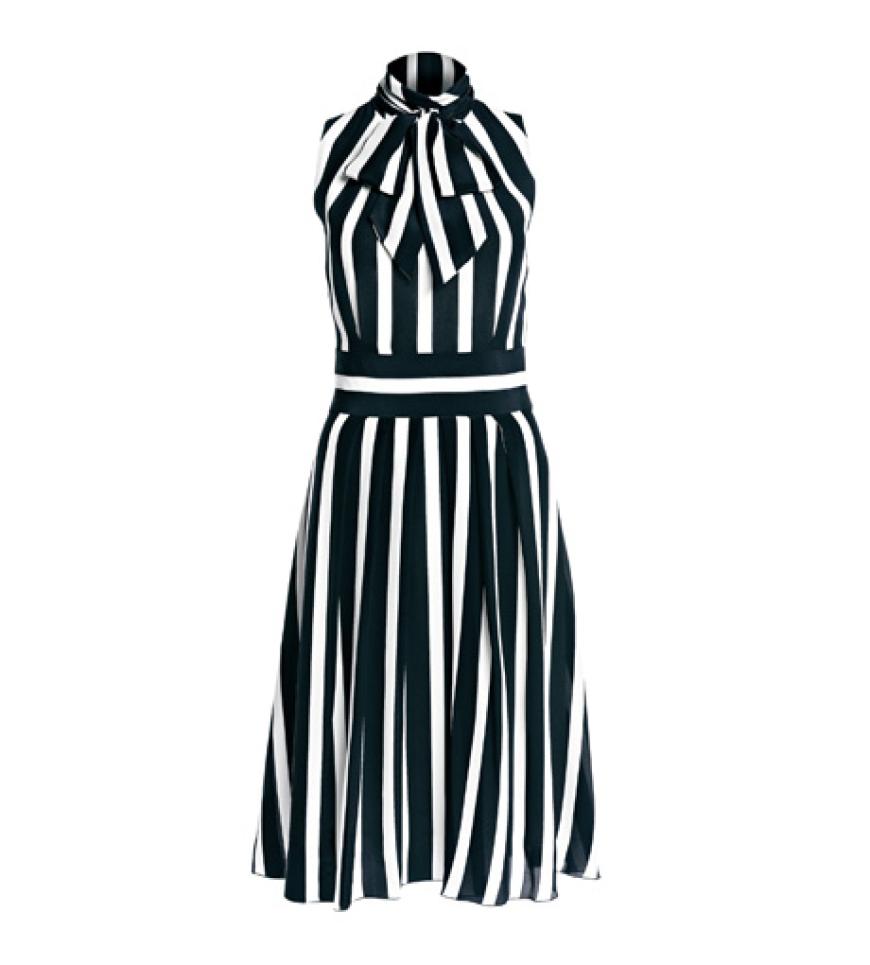 Holderneck-Kleid von Marc Cain, ca. 380 Euro