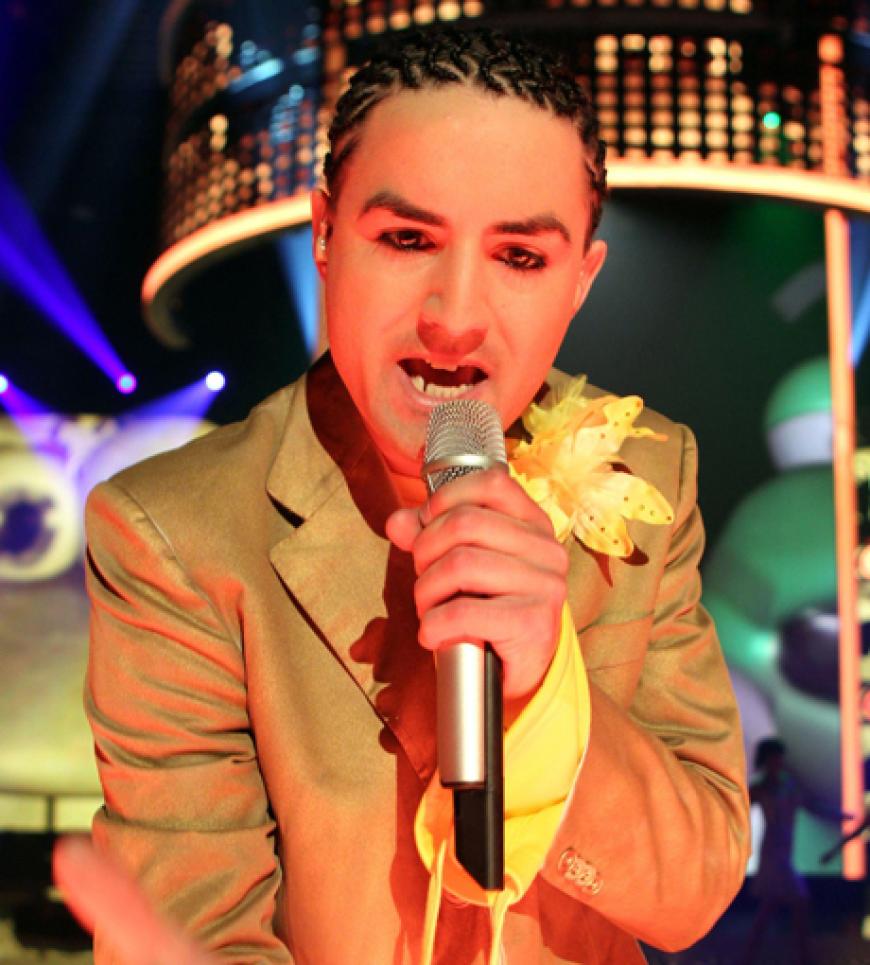 Da wurde ein Traum für Menderes wahr: Er durfte live beim großen Finale performen!!!