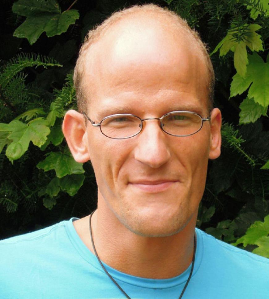 Tierfreund Stefan ist seit fünf Jahren Single und sucht die große Liebe in der Show